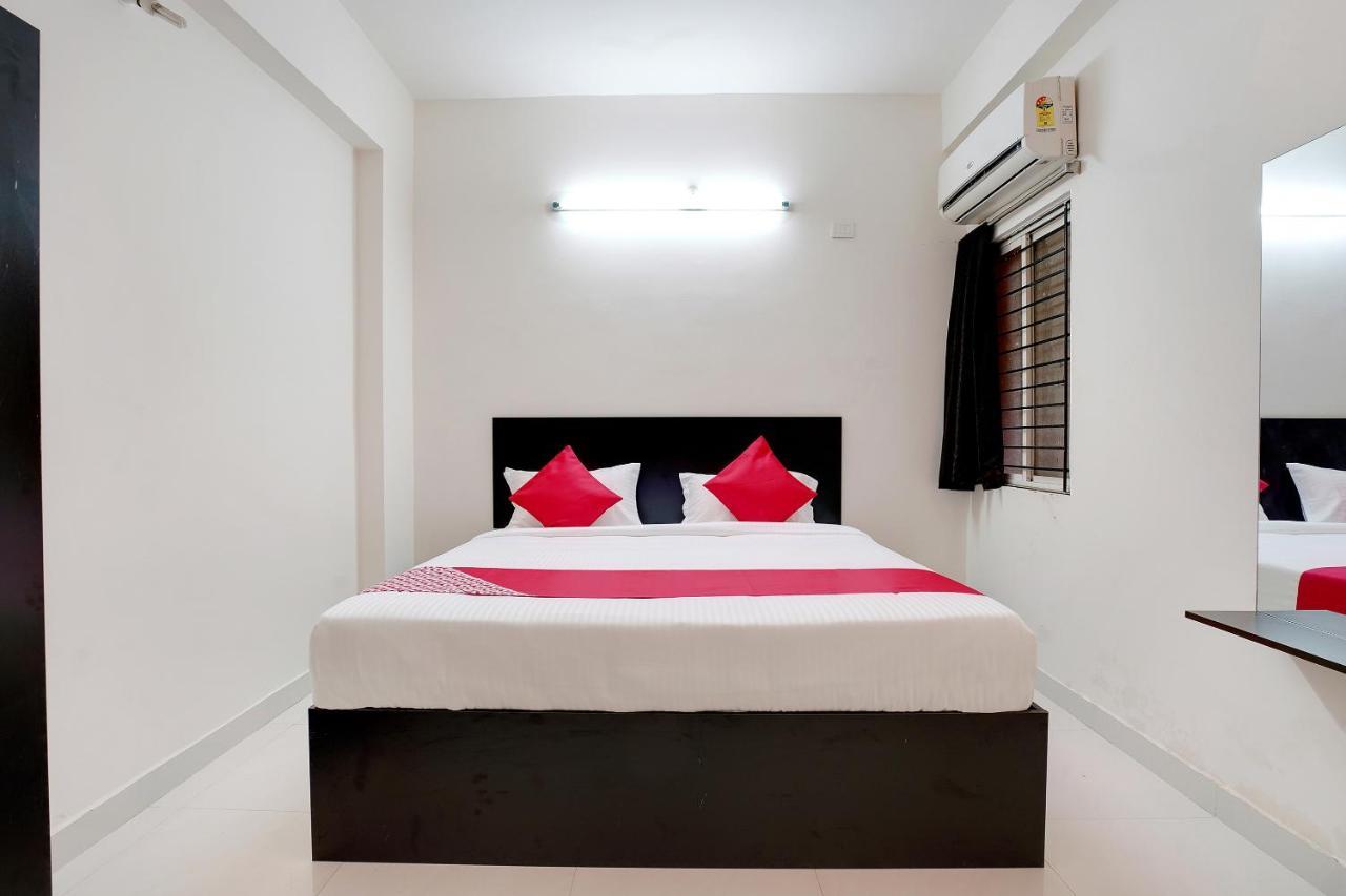 Oyo 41102 Hyderabad Elite Hotel Haidar Sahibguda Bagian luar foto