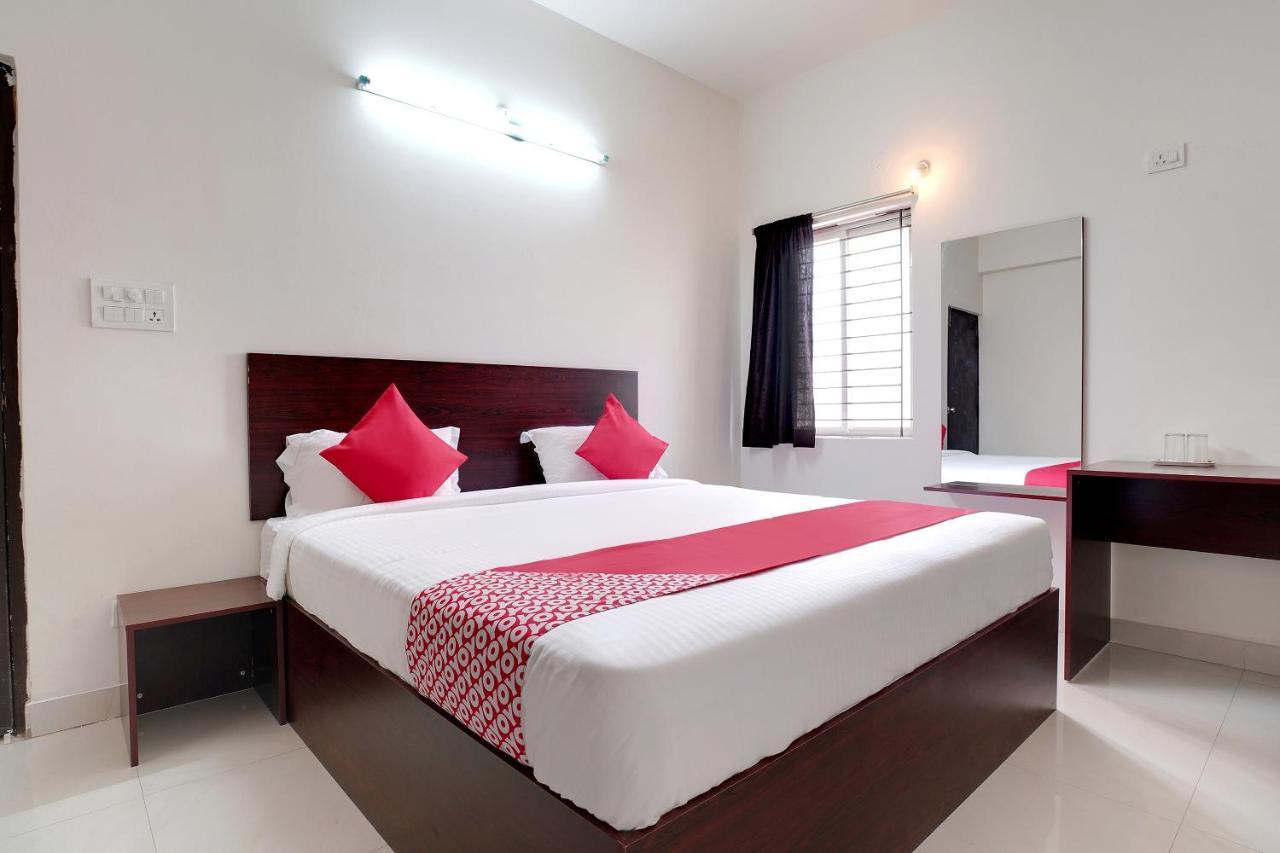 Oyo 41102 Hyderabad Elite Hotel Haidar Sahibguda Bagian luar foto