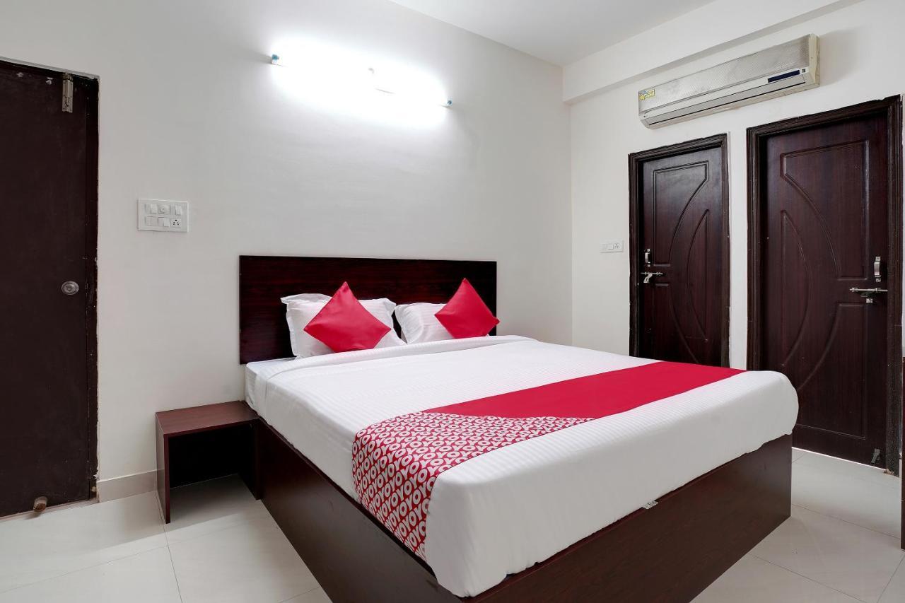 Oyo 41102 Hyderabad Elite Hotel Haidar Sahibguda Bagian luar foto
