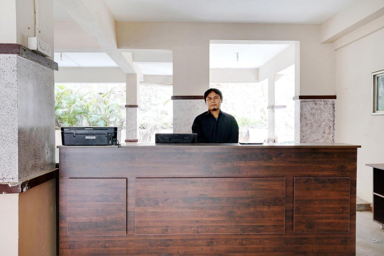 Oyo 41102 Hyderabad Elite Hotel Haidar Sahibguda Bagian luar foto