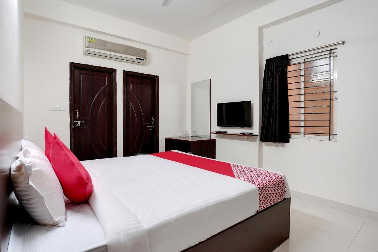 Oyo 41102 Hyderabad Elite Hotel Haidar Sahibguda Bagian luar foto